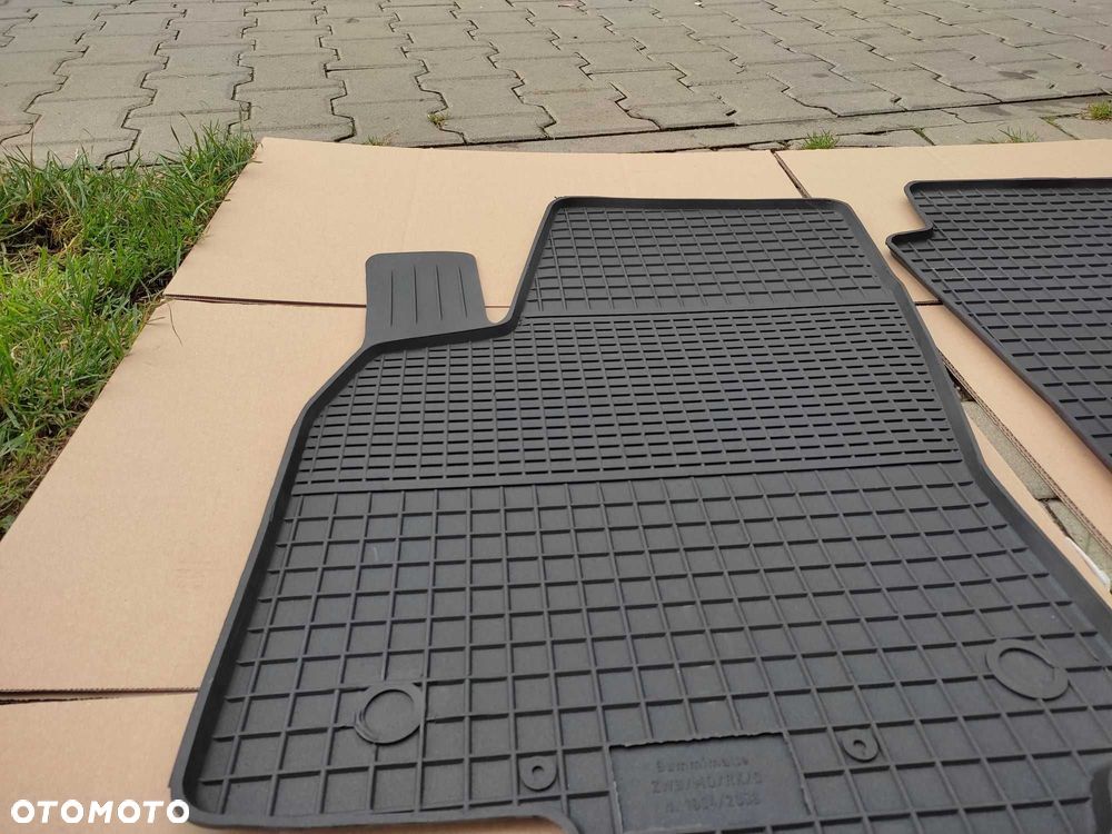 FORD KUGA od2008 Dywanik od KIEROWCY gumowy dopasowany korytko korytka - 3