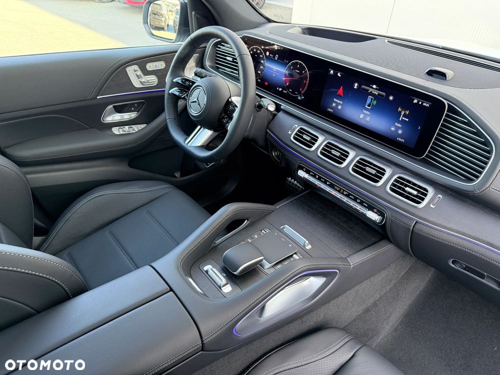 Mercedes-Benz GLE - 29