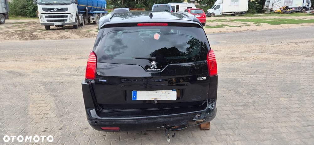 Peugeot 5008 - 17