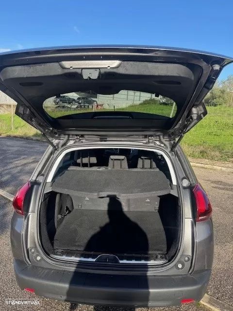 Peugeot 2008 1.5 BlueHDi Style - 14