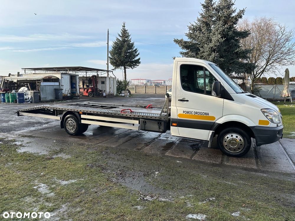 Mercedes-Benz Sprinter - 19