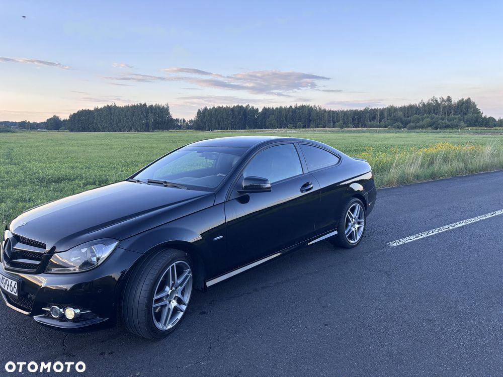 Mercedes-Benz Klasa C 220 CDI DPF (BlueEFFICIENCY) - 4
