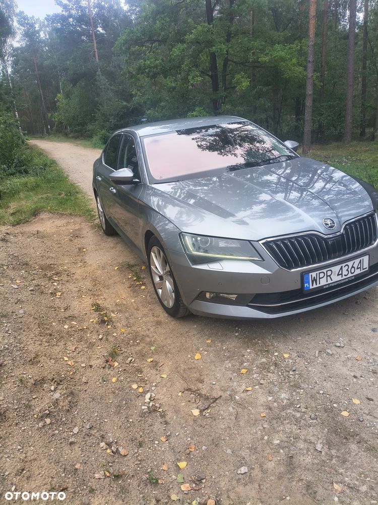 Skoda Superb 2.0 TDI 4x4 Active DSG - 1