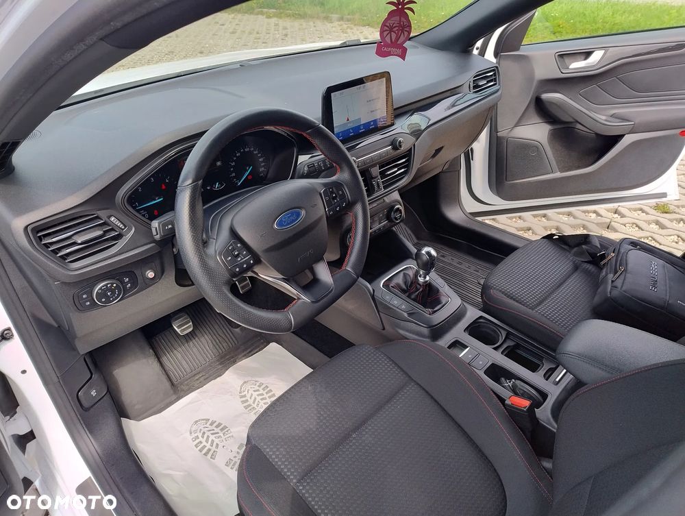 Ford Focus 2.0 EcoBlue ST-Line - 25