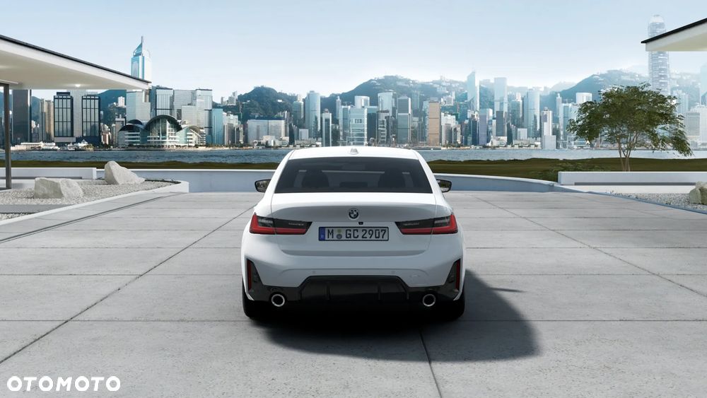 BMW Seria 3 318i M Sport - 5