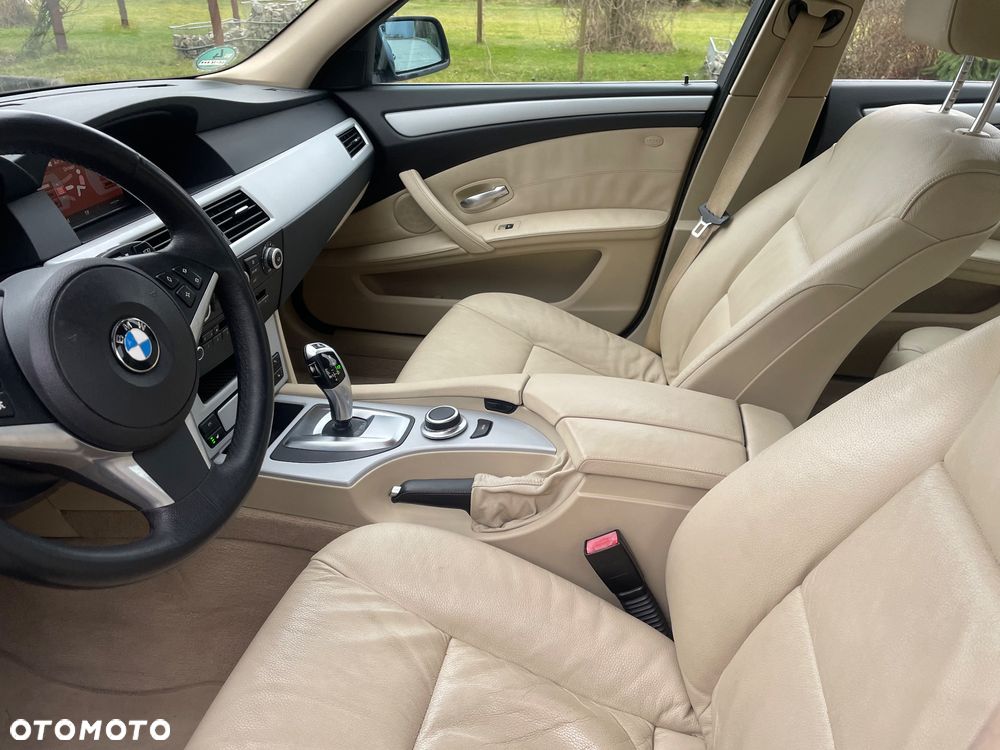 BMW Seria 5 530d Edition Exclusive - 14