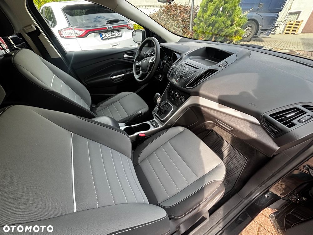 Ford Kuga - 16