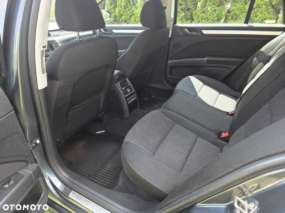 Skoda Superb 1.8 TSI Elegance - 8
