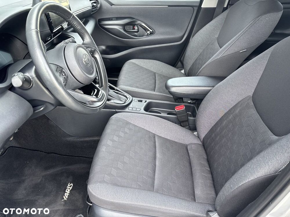 Toyota Yaris Hybrid 1.5 Style - 14