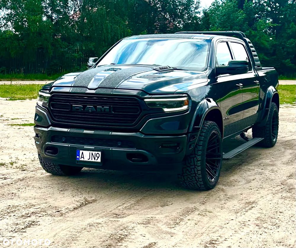 Dodge RAM - 1