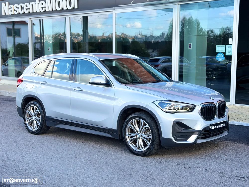 BMW X1 25 e xDrive Corporate Edition - 3
