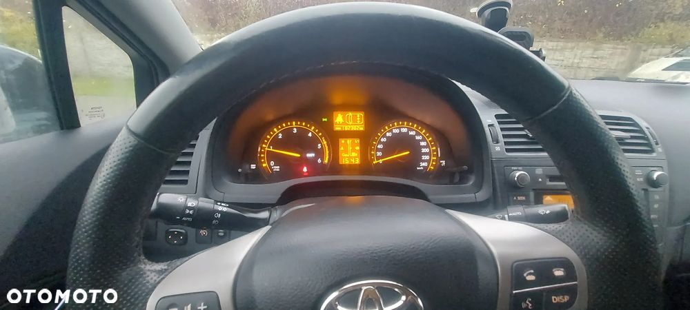 Toyota Avensis 2.0 D-4D Sol plus - 7