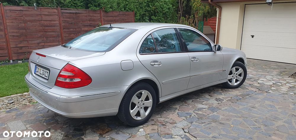 Mercedes-Benz Klasa E - 8