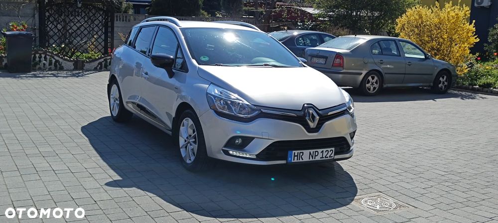 Renault Clio 1.2 16V 75 Dynamique - 12