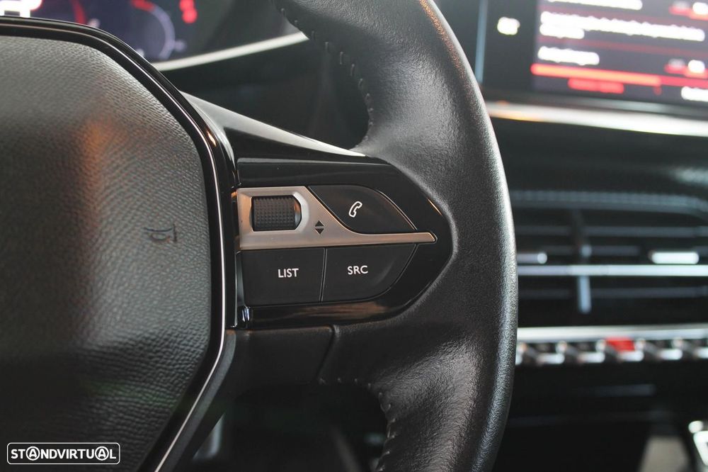 Peugeot 208 1.2 PureTech Allure - 27