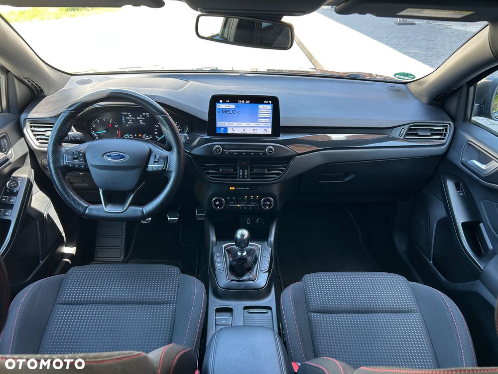 Ford Focus 1.5 EcoBoost STart-Stopp-System ST-LINE - 22