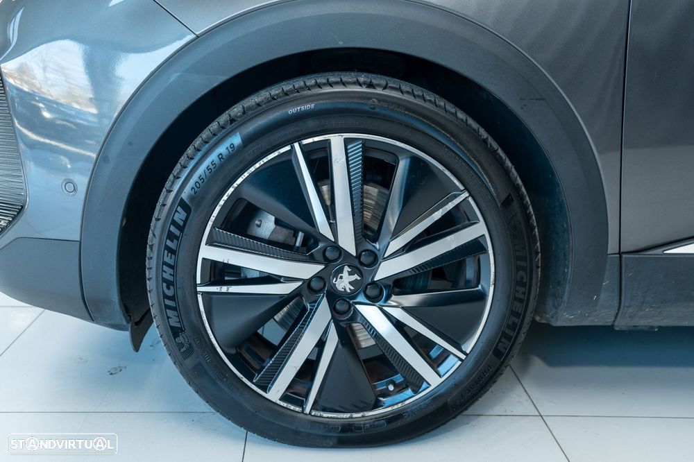 Peugeot 3008 1.6 Hybrid GT Pack e-EAT8 - 41