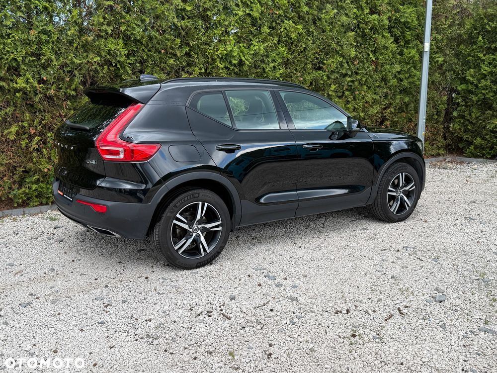 Volvo XC 40 D4 AWD Geartronic R-Design - 19