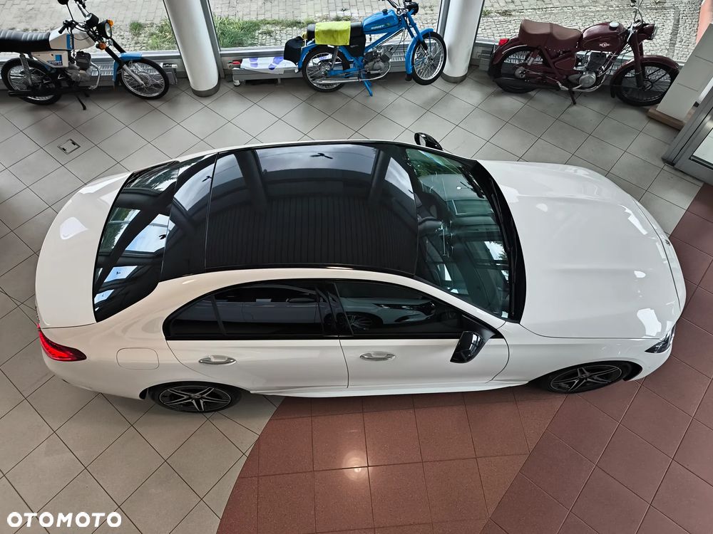 Mercedes-Benz Klasa C 200 mHEV 4-Matic AMG - 2