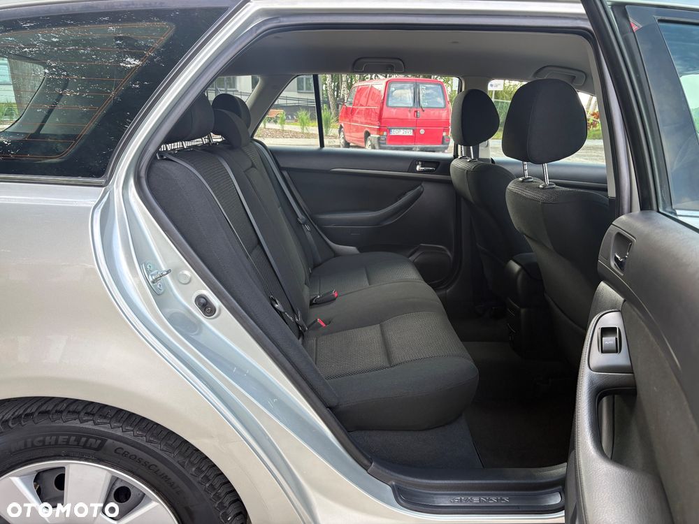 Toyota Avensis 1.8 VVT-i Edition - 33