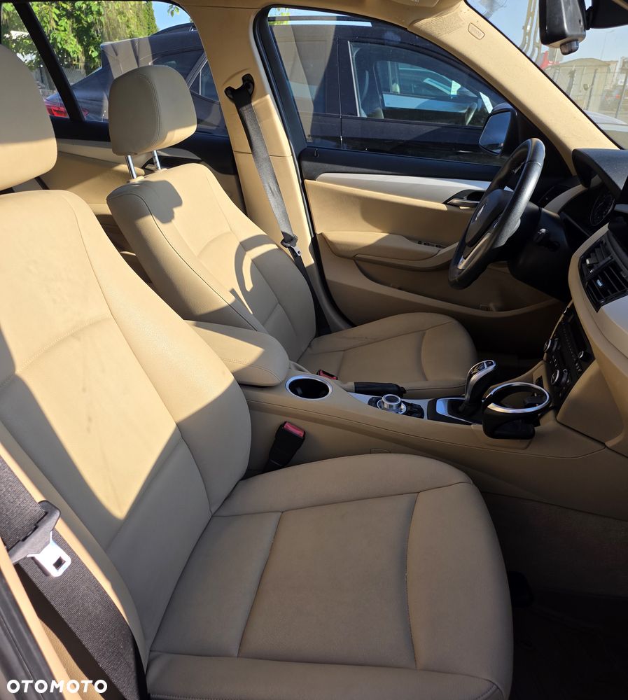 BMW X1 xDrive28i xLine - 19