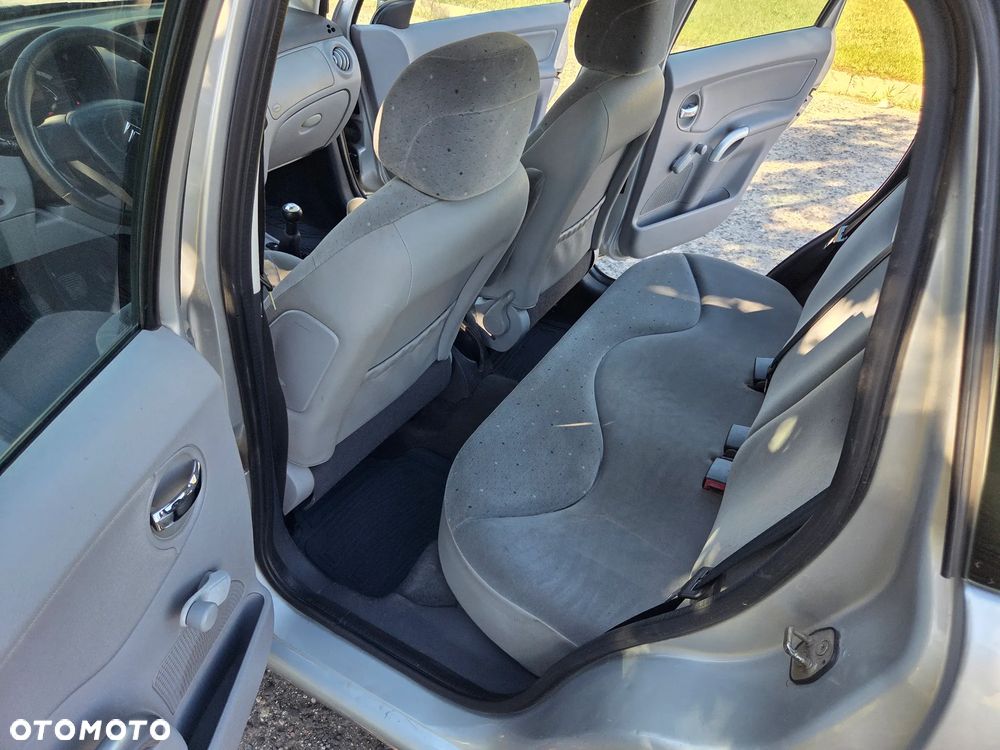 Citroën C3 1.1i X - 8