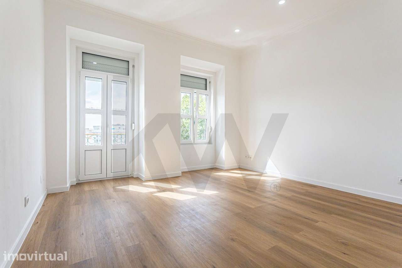 Apartamento T2+1 Totalmente Remodelado no Coração de Lisboa | Penha de - Grande imagem: 5/27