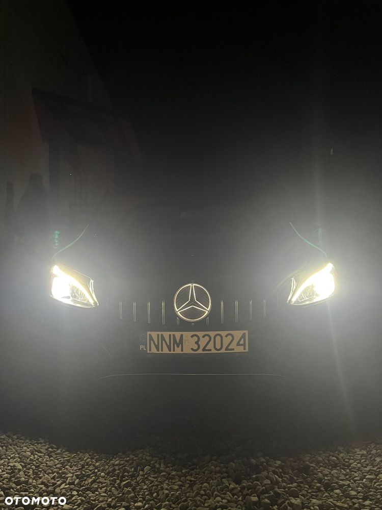 Mercedes-Benz Klasa C 300 7G-TRONIC Exclusive - 18