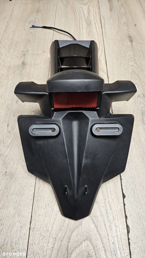 Błotnik Tył Mocowanie Tablicy Yamaha FZ1 Fazer FZ8  2D1-21629 - 2