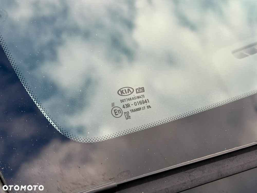 Kia Stonic - 32