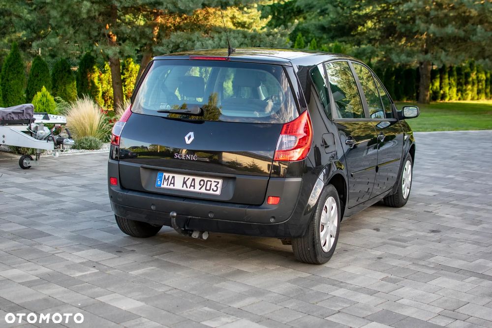 Renault Scenic - 24