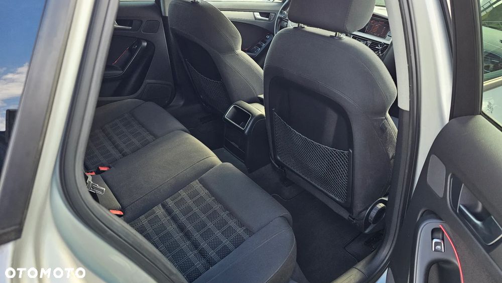Audi A4 Avant - 15