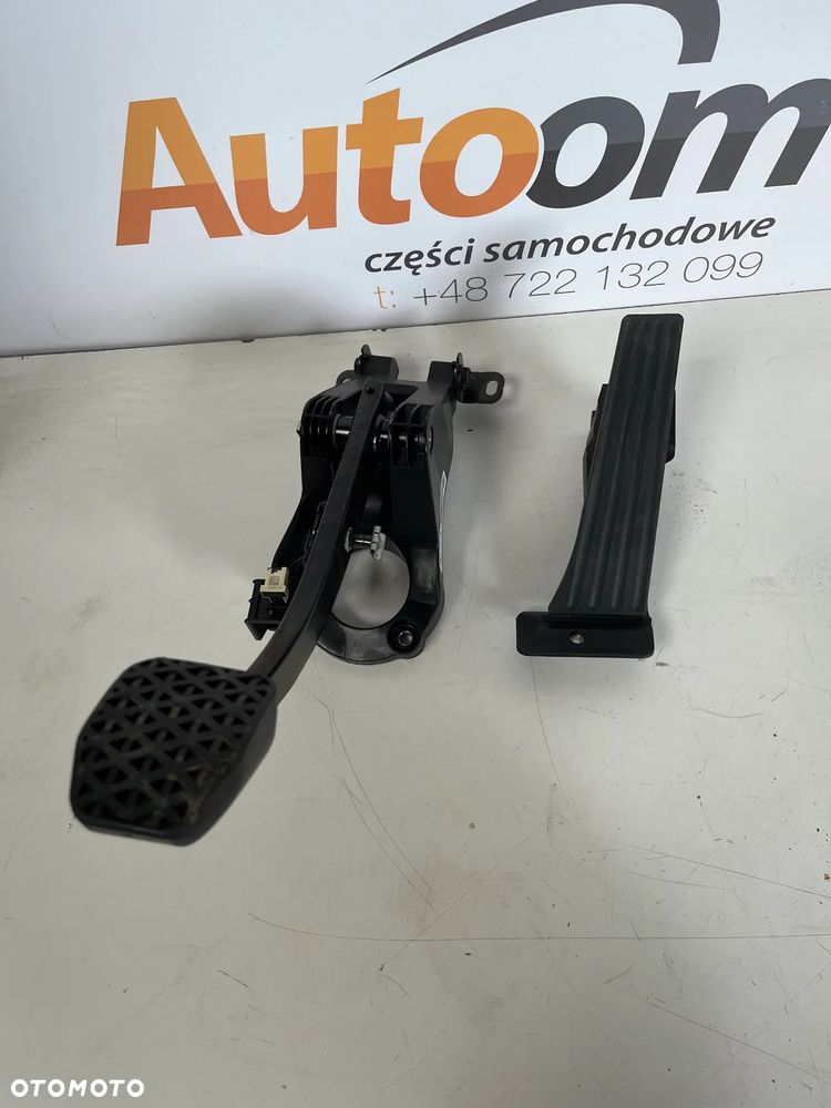 Pedał hamulca GAZU  BMW I3 (I01) 6799926,6853176 electric - 1