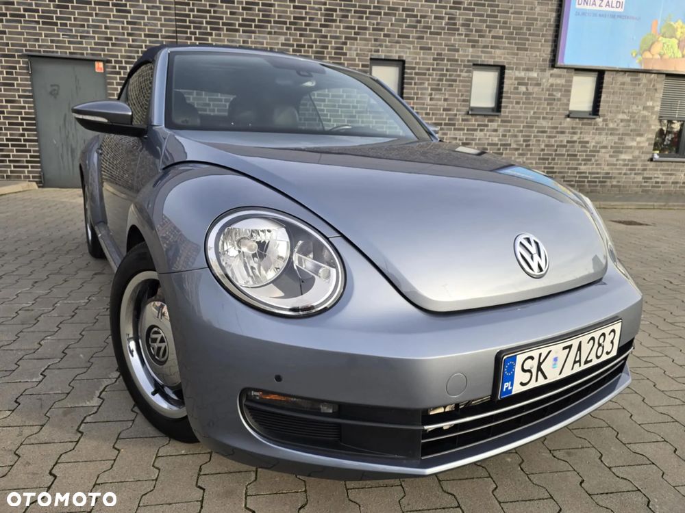 Volkswagen New Beetle - 1