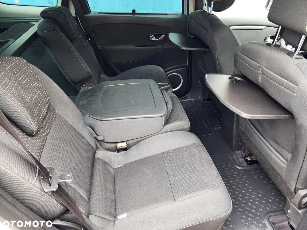 Renault Grand Scenic 1.6 16V 110 Dynamique - 29