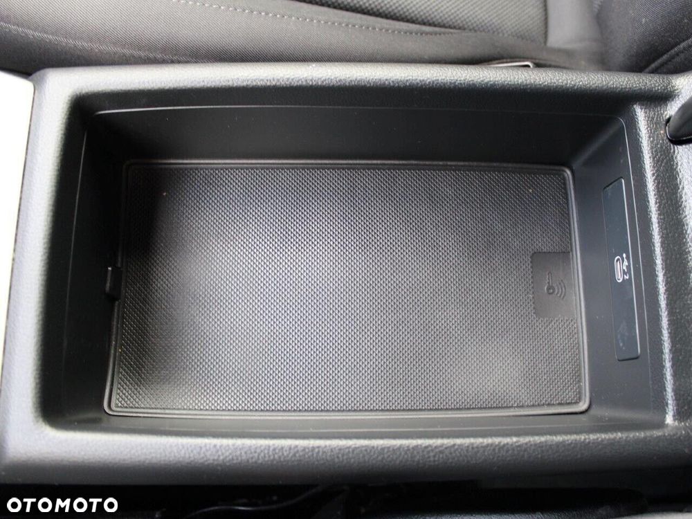 Audi A4 Limousine - 26