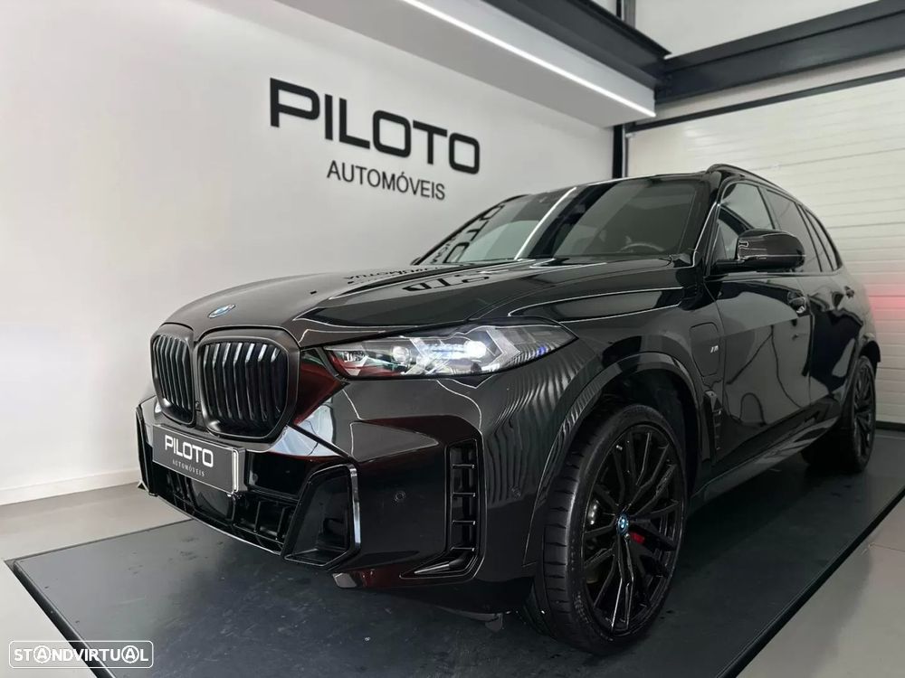 BMW X5 50 e xDrive Edição Desportiva M - 1