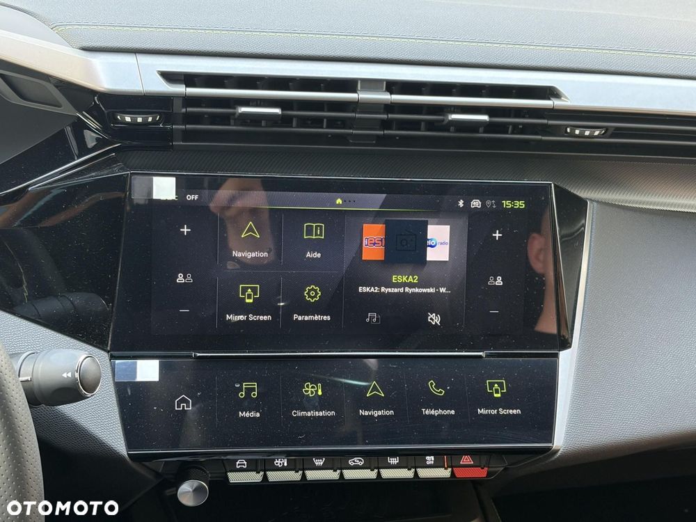 Peugeot 408 - 21