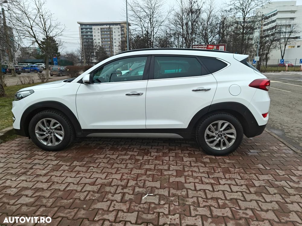 Hyundai Tucson 2.0 CRDI 4WD Automatik Premium - 6