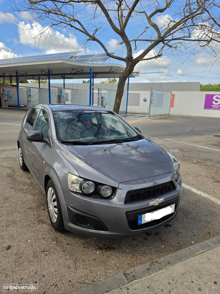 Chevrolet Aveo 1.2 LS - 2