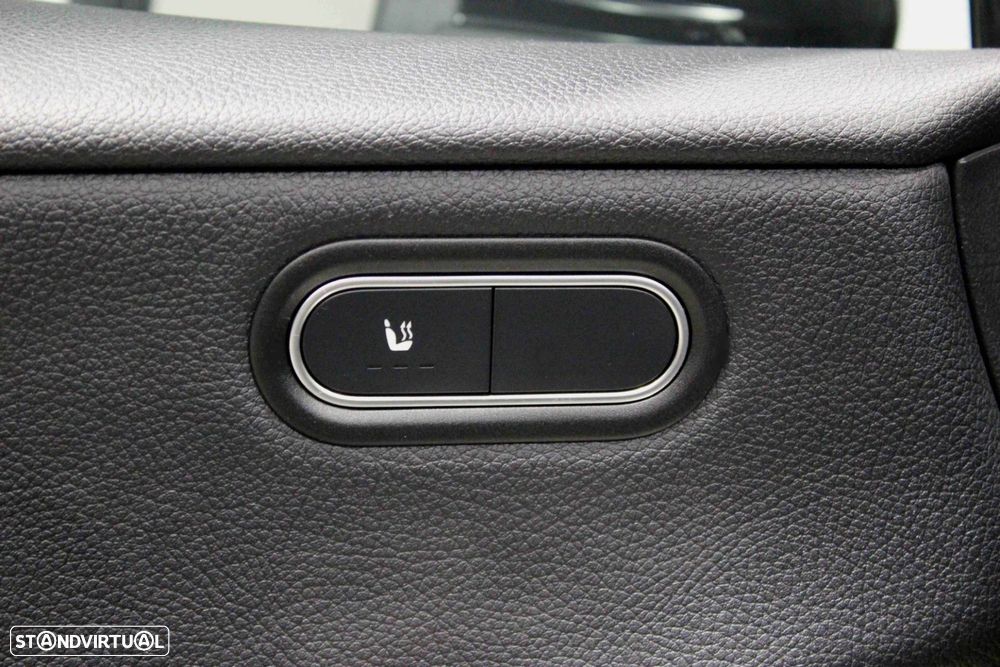 Mercedes-Benz A 250 e - 13