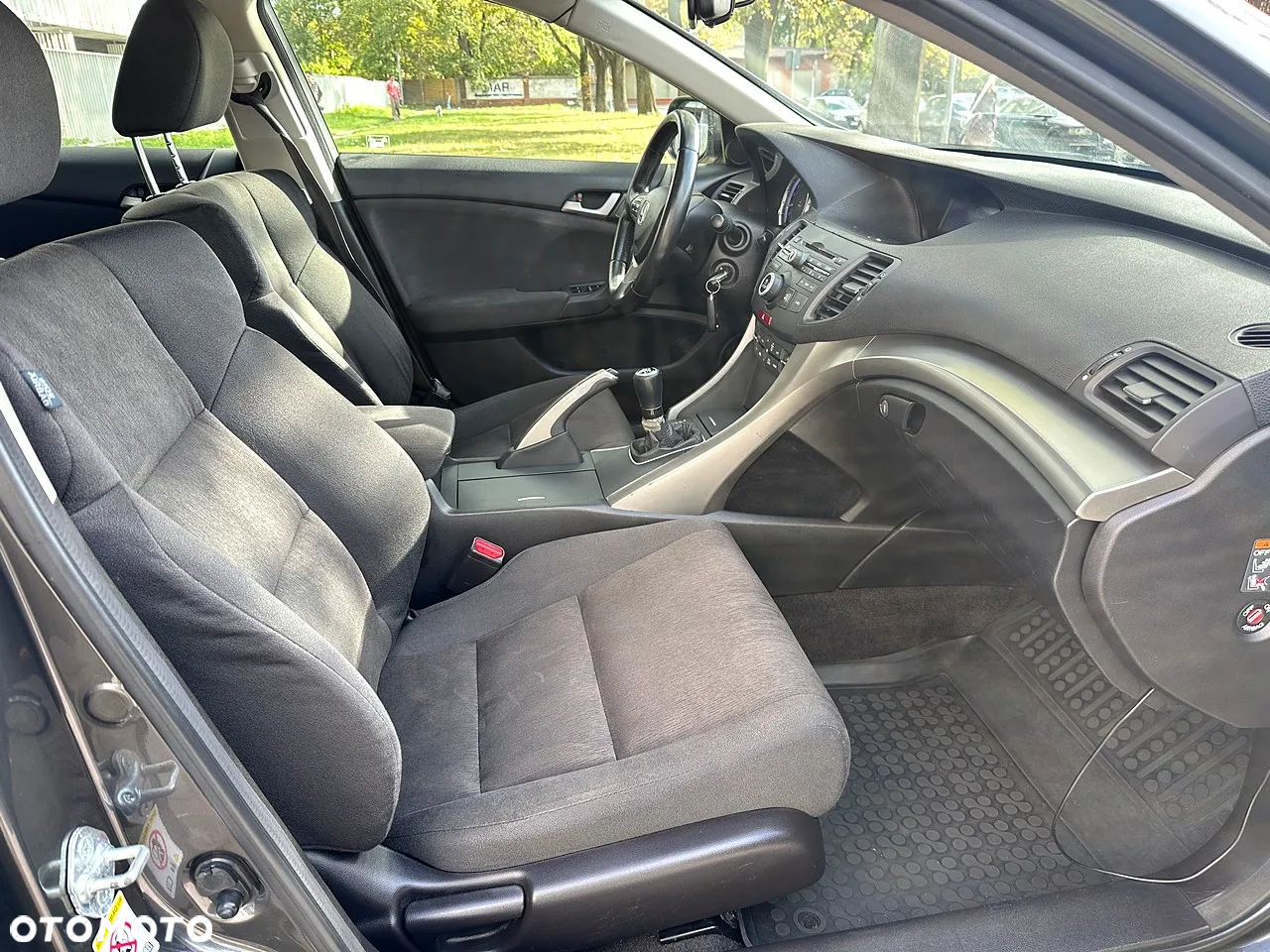 Honda Accord 2.0 Elegance - 13