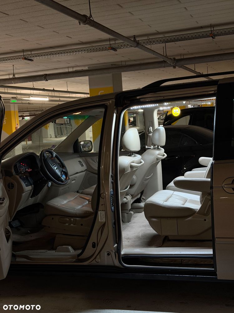 Honda Odyssey 3.5 LX - 9