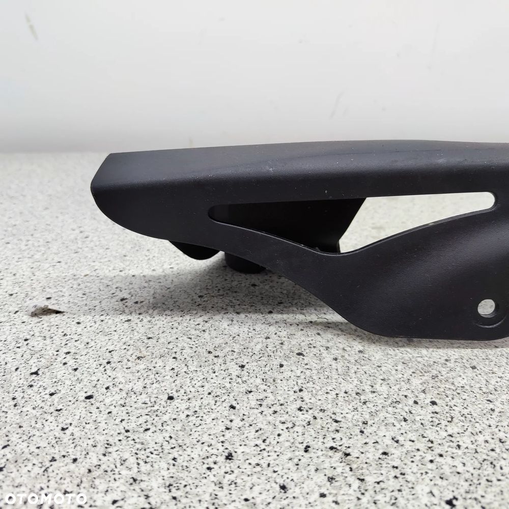 Osłona łańcucha Suzuki Gladisu 650 - 9
