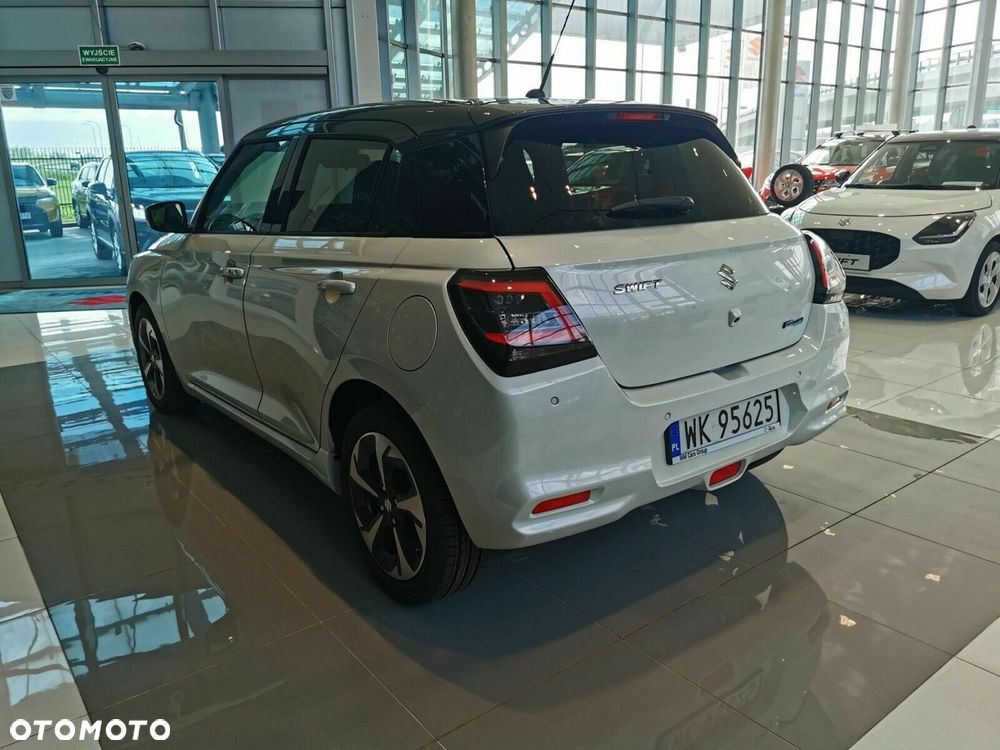 Suzuki Swift - 4