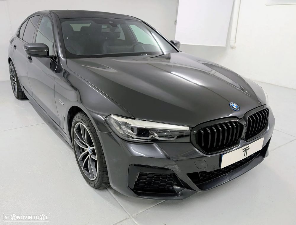 BMW 530 e Pack M - 18