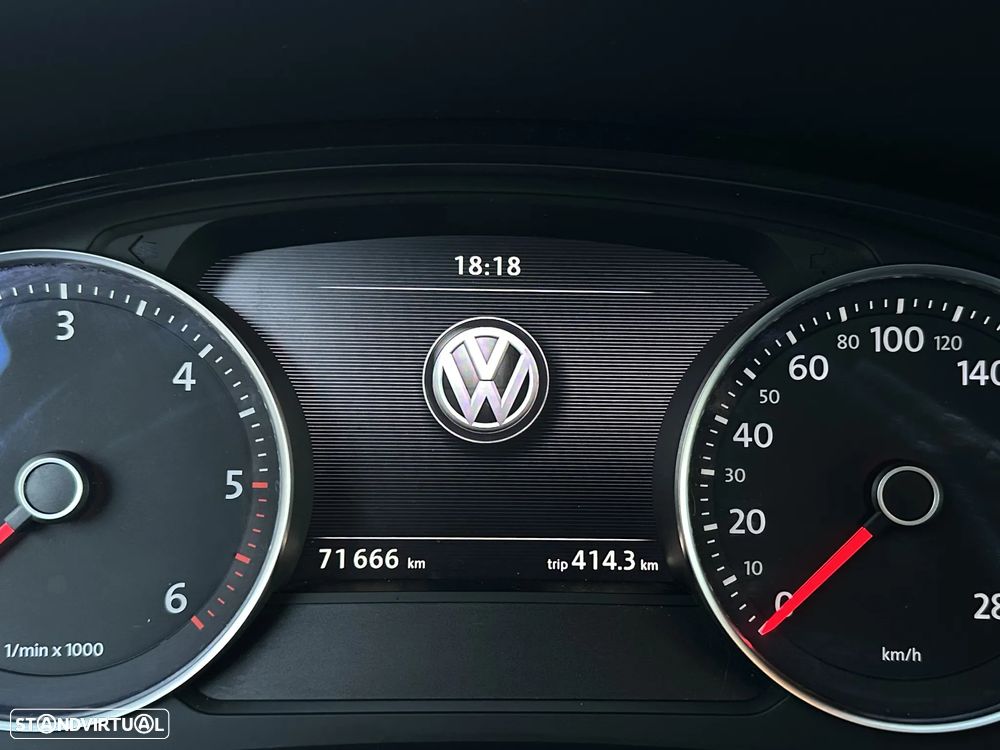 VW Touareg 3.0 TDI V6 Tiptronic - 6