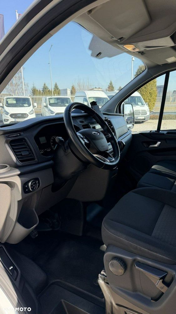 Ford Transit - 25