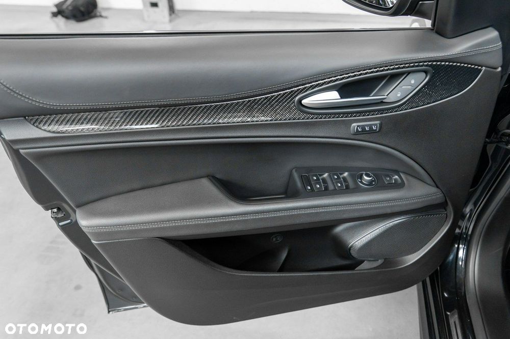 Alfa Romeo Stelvio 2.9 V6 Bi-Turbo Quadrifoglio Q4 - 32