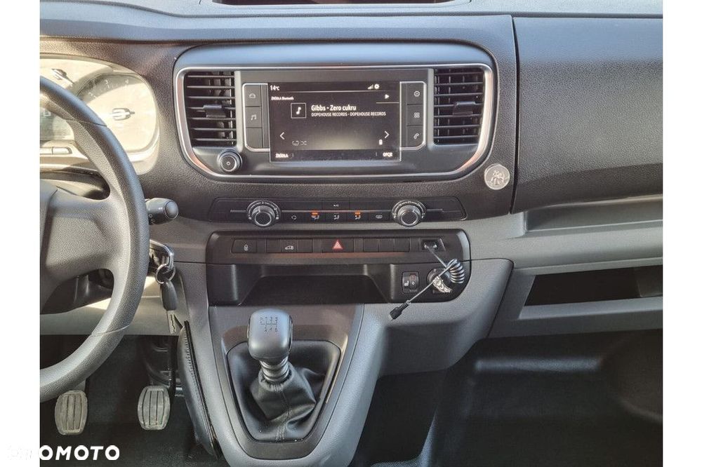 Opel Vivaro Camper - 19